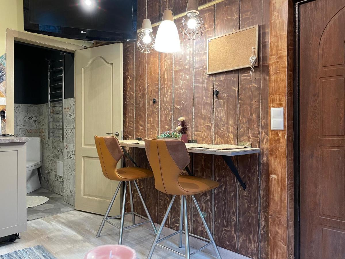 Апартаменты Exquisite 1br Apts In Center W Parking